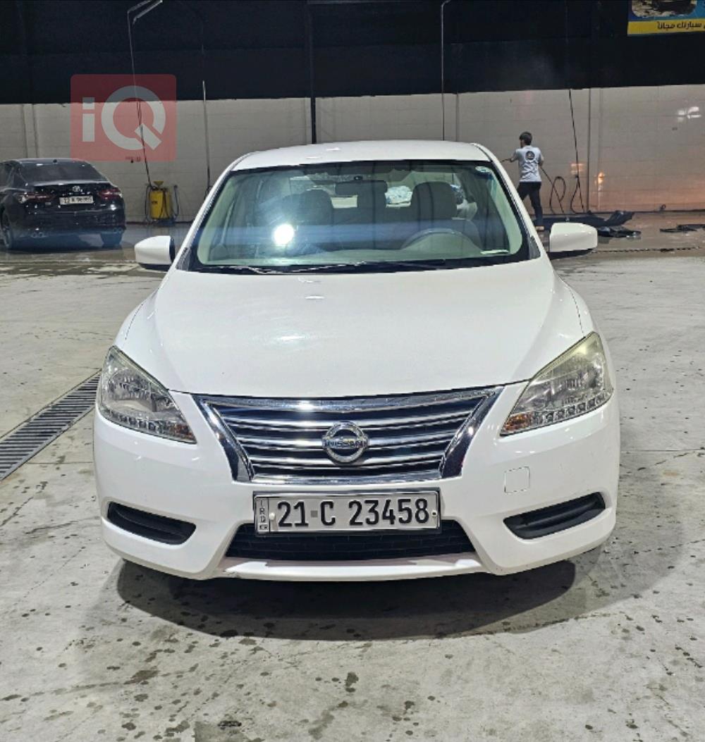نيسان سنترا